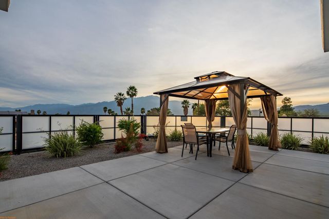 66174 Avenida Suenos, Desert Hot Springs, CA 92240