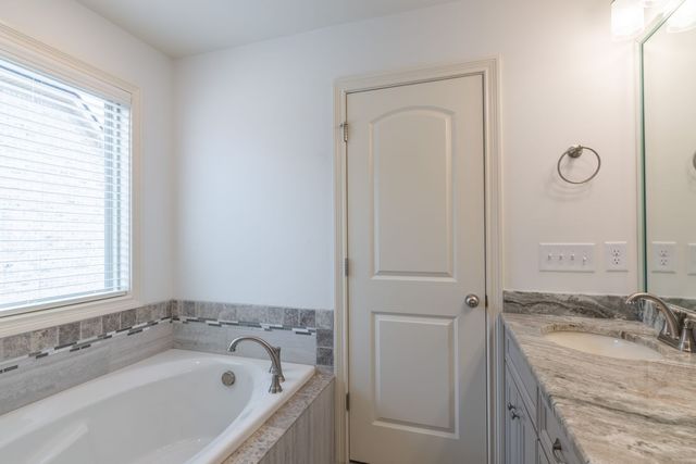 254 Hutch Ct, Gallatin, TN 37066