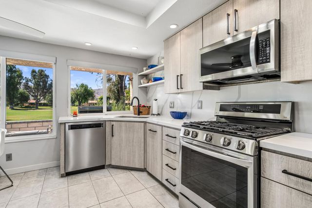 7641 Calle Mazamitla, Palm Springs, CA 92264