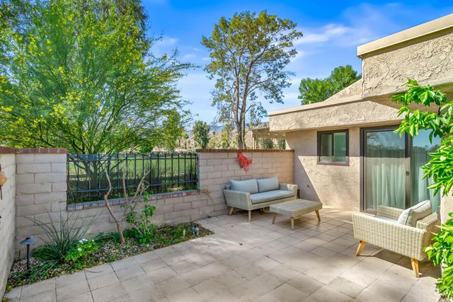 7641 Calle Mazamitla, Palm Springs, CA 92264
