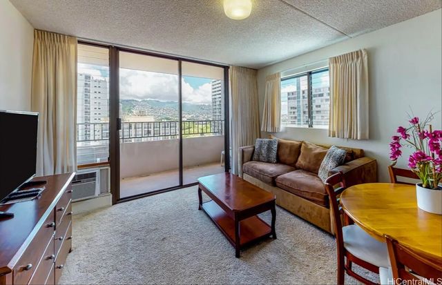 2240 Kuhio Avenue 1005, Honolulu, HI 96815