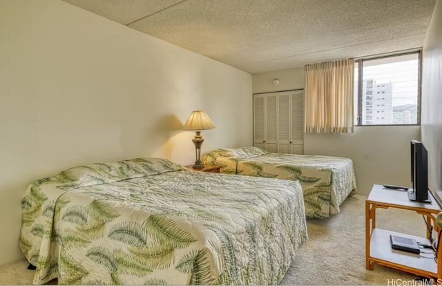 2240 Kuhio Avenue 1005, Honolulu, HI 96815