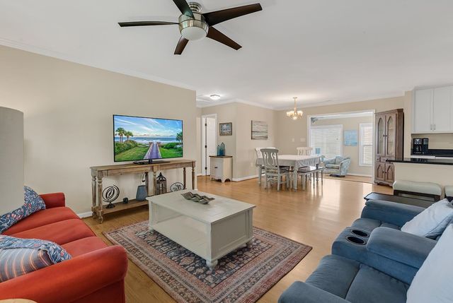 482 Bay Dr., Garden City Beach, SC 29576