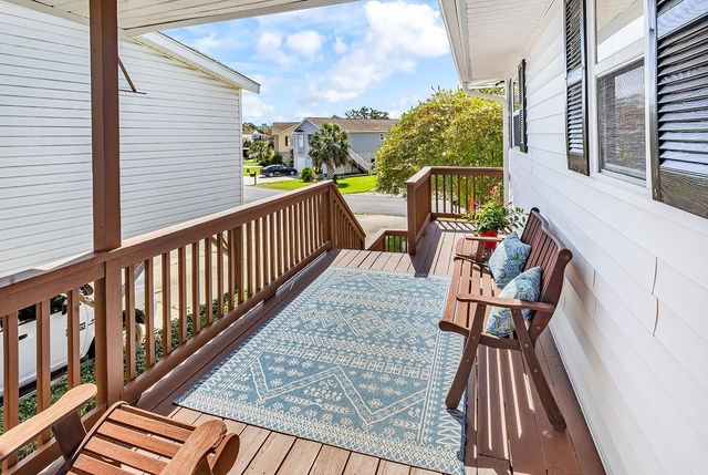 482 Bay Dr., Garden City Beach, SC 29576