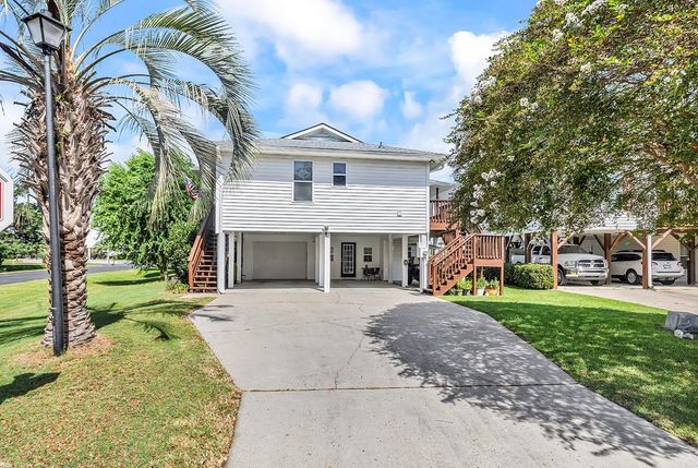 482 Bay Dr., Garden City Beach, SC 29576