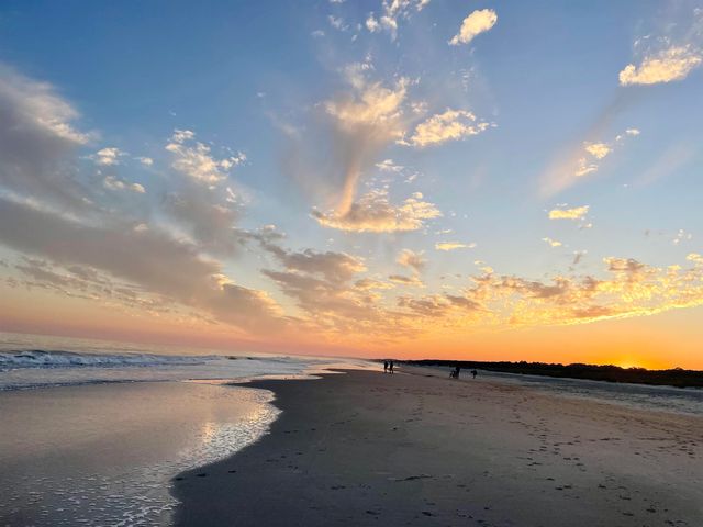 482 Bay Dr., Garden City Beach, SC 29576