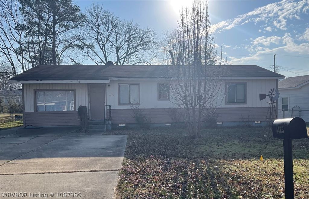4423 S 21st Street, Fort Smith, AR 72901