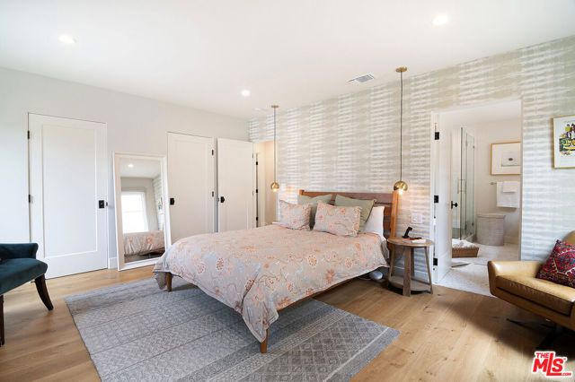 8021 Blackburn Avenue U, Los Angeles, CA 90048
