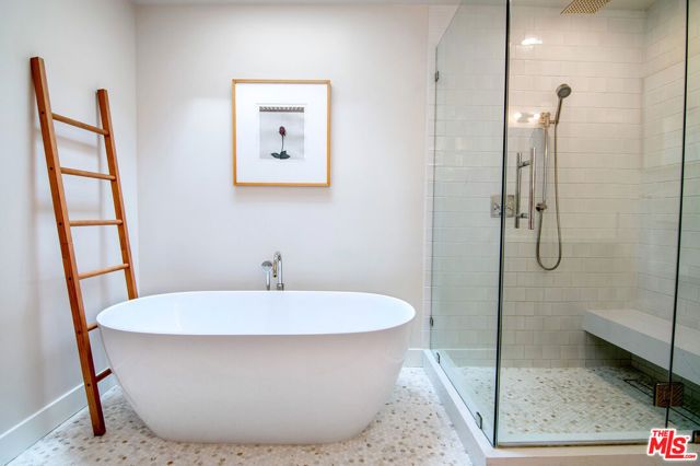 8021 Blackburn Avenue U, Los Angeles, CA 90048