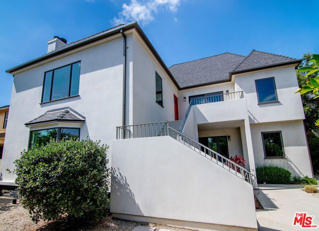 8021 Blackburn Avenue U, Los Angeles, CA 90048