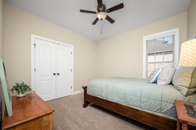 1062 Tower Hill Ln, Hendersonville, TN 37075