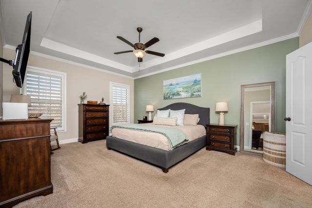 1062 Tower Hill Ln, Hendersonville, TN 37075