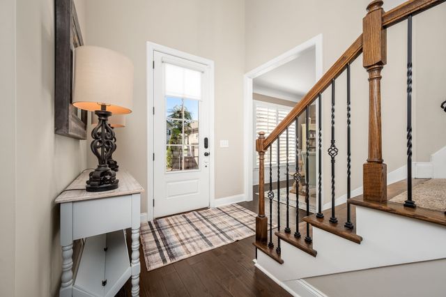 1062 Tower Hill Ln, Hendersonville, TN 37075