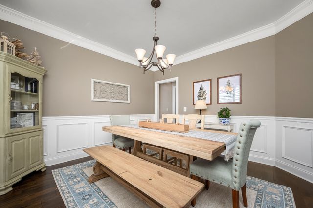 1062 Tower Hill Ln, Hendersonville, TN 37075