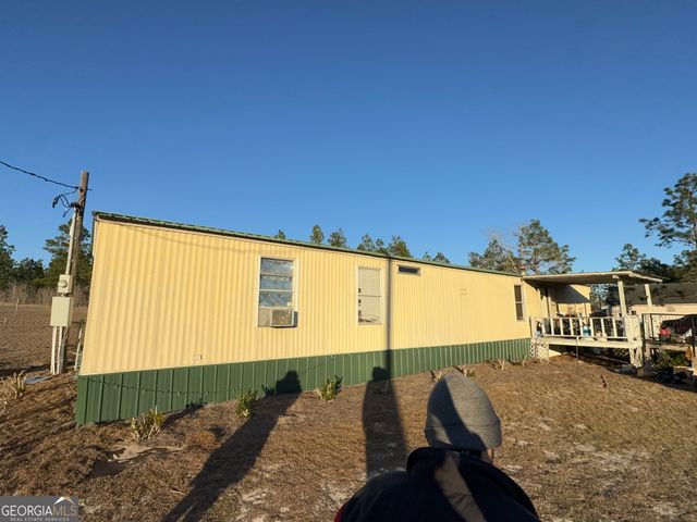 1249 Lambs Bridge Road, Twin City, GA 30471