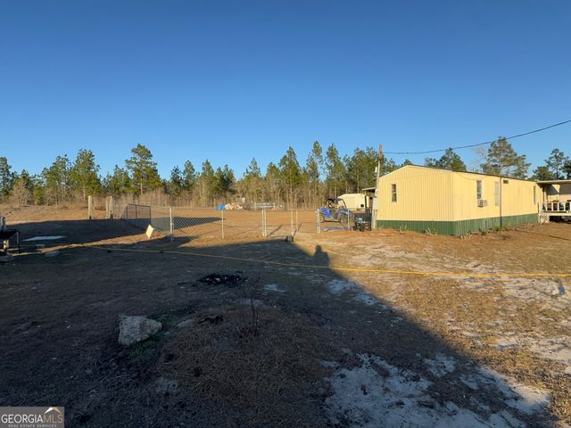 1249 Lambs Bridge Road, Twin City, GA 30471