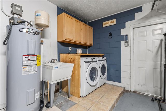 817 E HARBOUR COURT, Ocoee, FL 34761