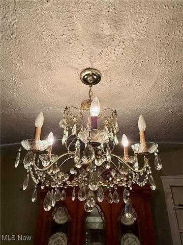 15220 Lucknow Avenue, Cleveland, OH 44110