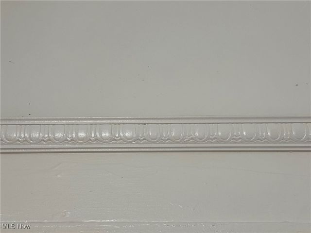 15220 Lucknow Avenue, Cleveland, OH 44110