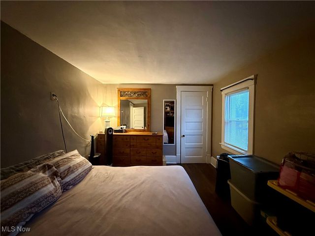 15220 Lucknow Avenue, Cleveland, OH 44110