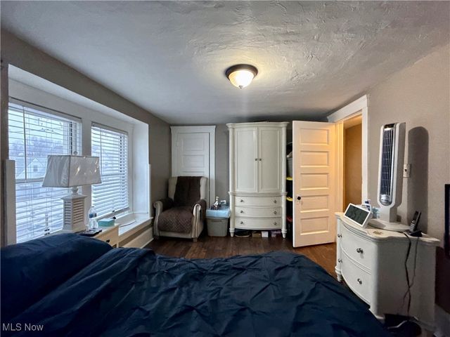 15220 Lucknow Avenue, Cleveland, OH 44110