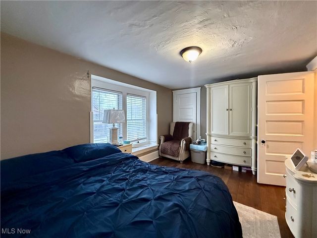 15220 Lucknow Avenue, Cleveland, OH 44110