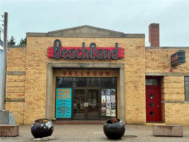 15220 Lucknow Avenue, Cleveland, OH 44110