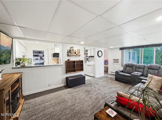 3248 Radford Drive, Toledo, OH 43614