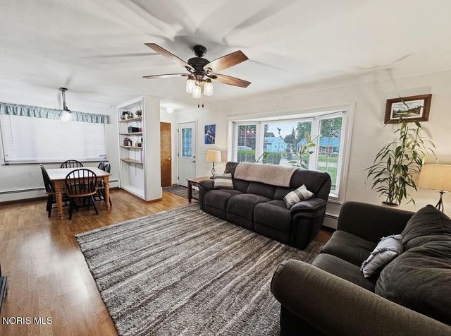 3248 Radford Drive, Toledo, OH 43614