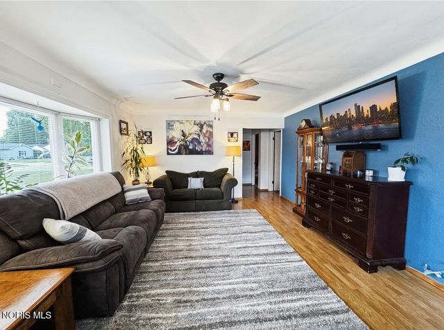 3248 Radford Drive, Toledo, OH 43614