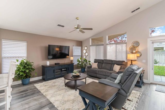 7597 Timberrose Way, Roseville, CA 95747