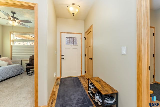 2607 S Kinderhook Ave Avenue, Sioux Falls, SD 57106