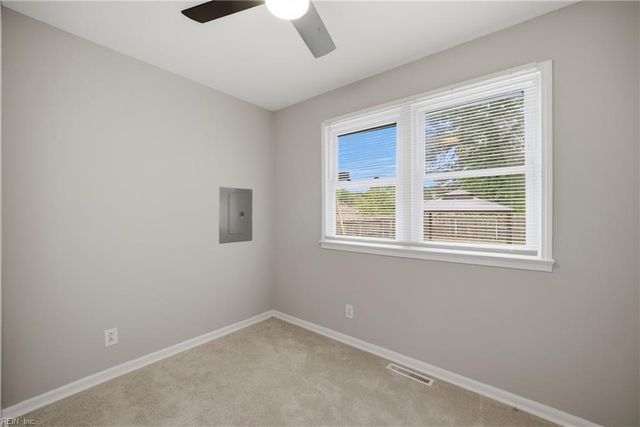 705 Warfield DR, Portsmouth, VA 23701