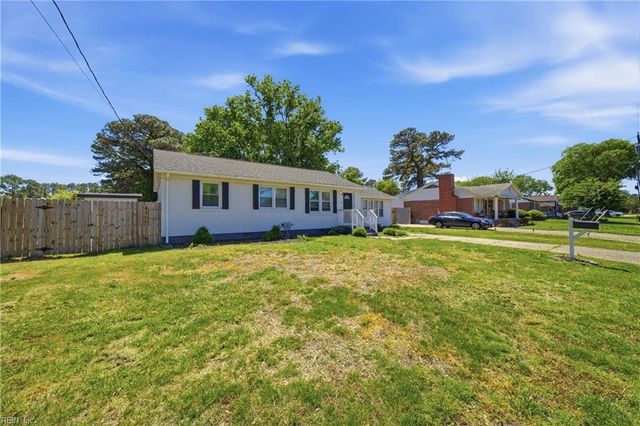 705 Warfield DR, Portsmouth, VA 23701