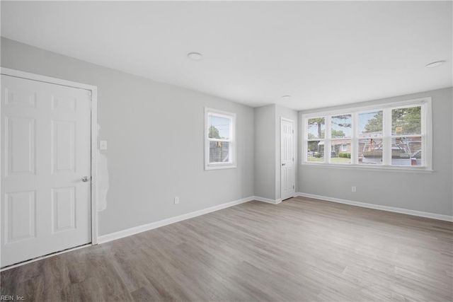 705 Warfield DR, Portsmouth, VA 23701