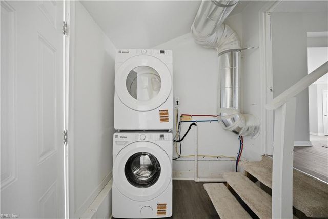 705 Warfield DR, Portsmouth, VA 23701