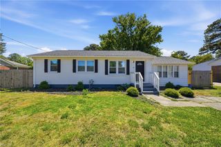 705 Warfield DR, Portsmouth, VA 23701