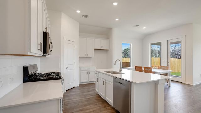 1905 Crooked Creek ST, Leander, TX 78641