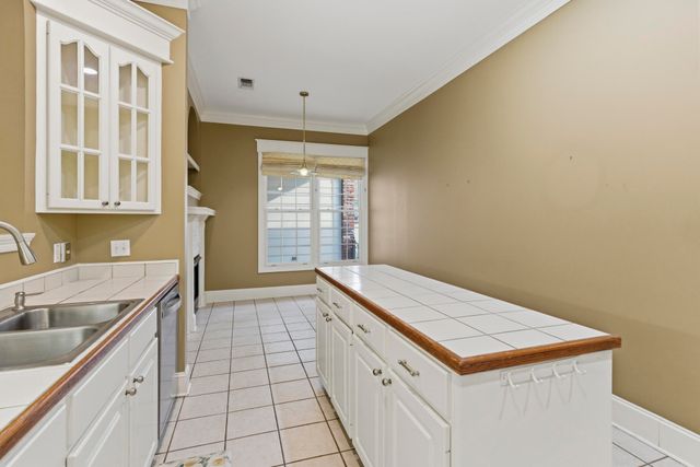 33 Camelia Ct., Hattiesburg, MS 39402