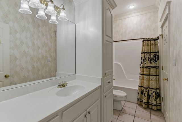 33 Camelia Ct., Hattiesburg, MS 39402