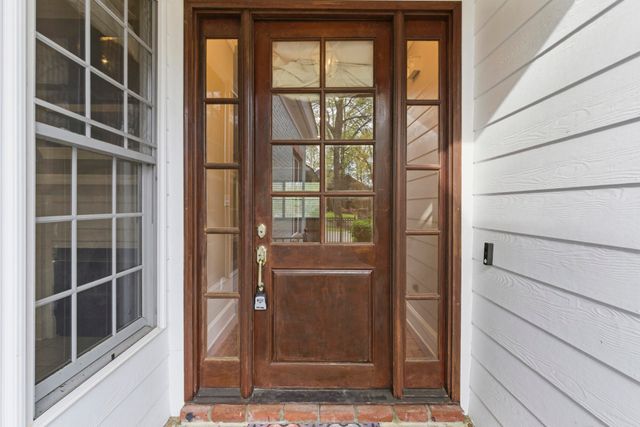 33 Camelia Ct., Hattiesburg, MS 39402