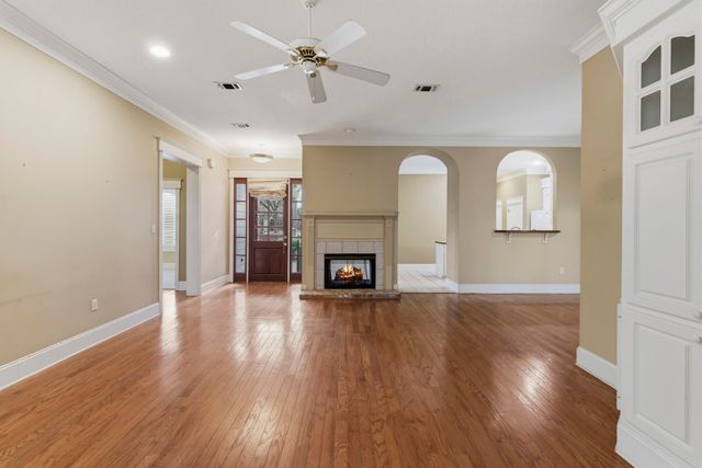 33 Camelia Ct., Hattiesburg, MS 39402