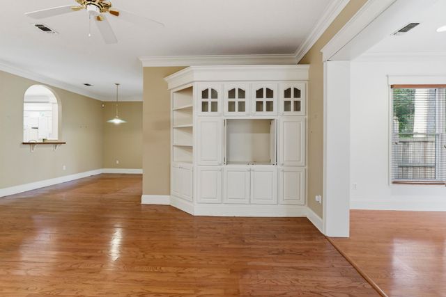 33 Camelia Ct., Hattiesburg, MS 39402