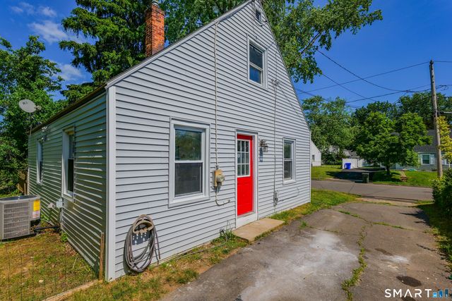 130 Winding Lane, East Hartford, CT 06118