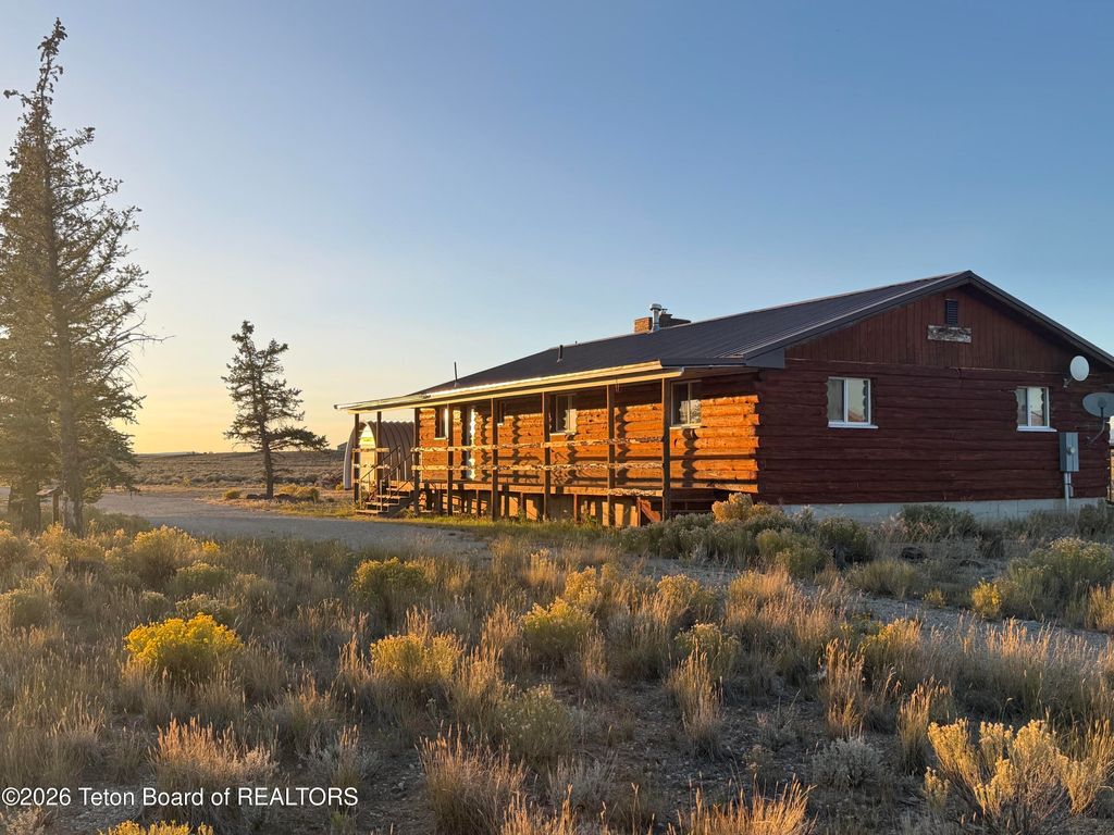 9370 US HIGHWAY 191 Highway, Pinedale, WY 82941 photo 3