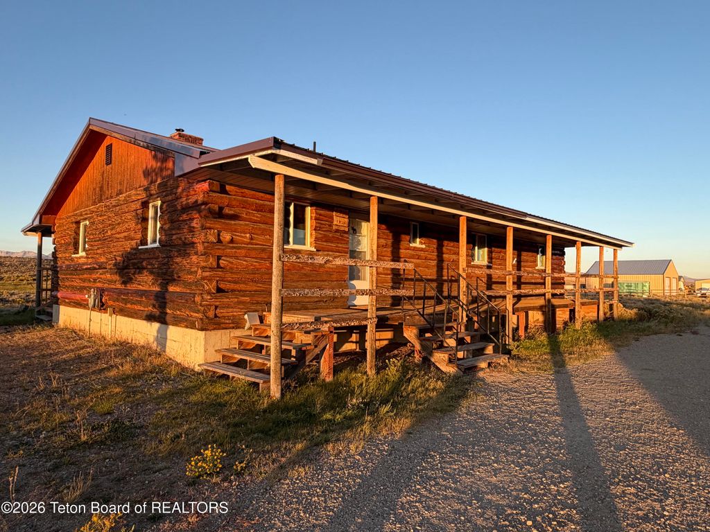 9370 US HIGHWAY 191 Highway, Pinedale, WY 82941 photo 4