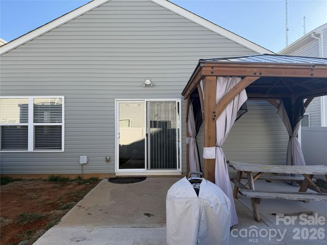4112 Stoneygreen Lane, Charlotte, NC 28215