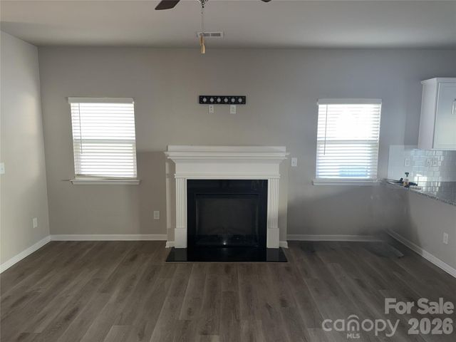 4112 Stoneygreen Lane, Charlotte, NC 28215