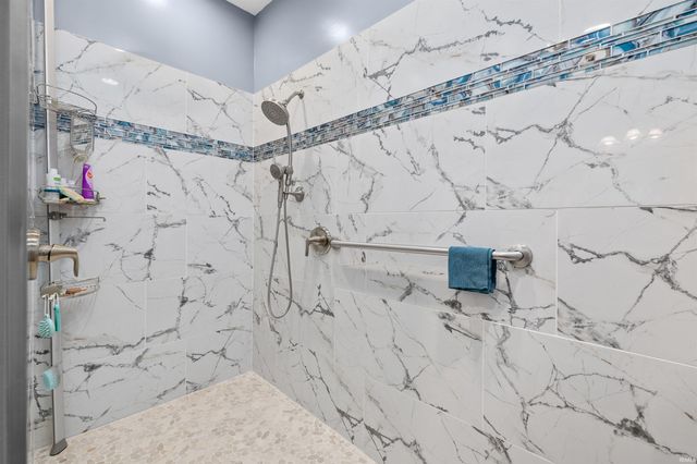 12314 Goldeneyes Court, Fort Wayne, IN 46845