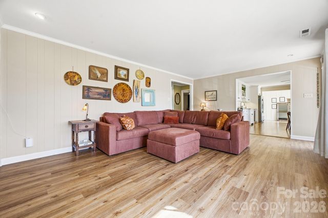 65 Westend Circle, Waynesville, NC 28785